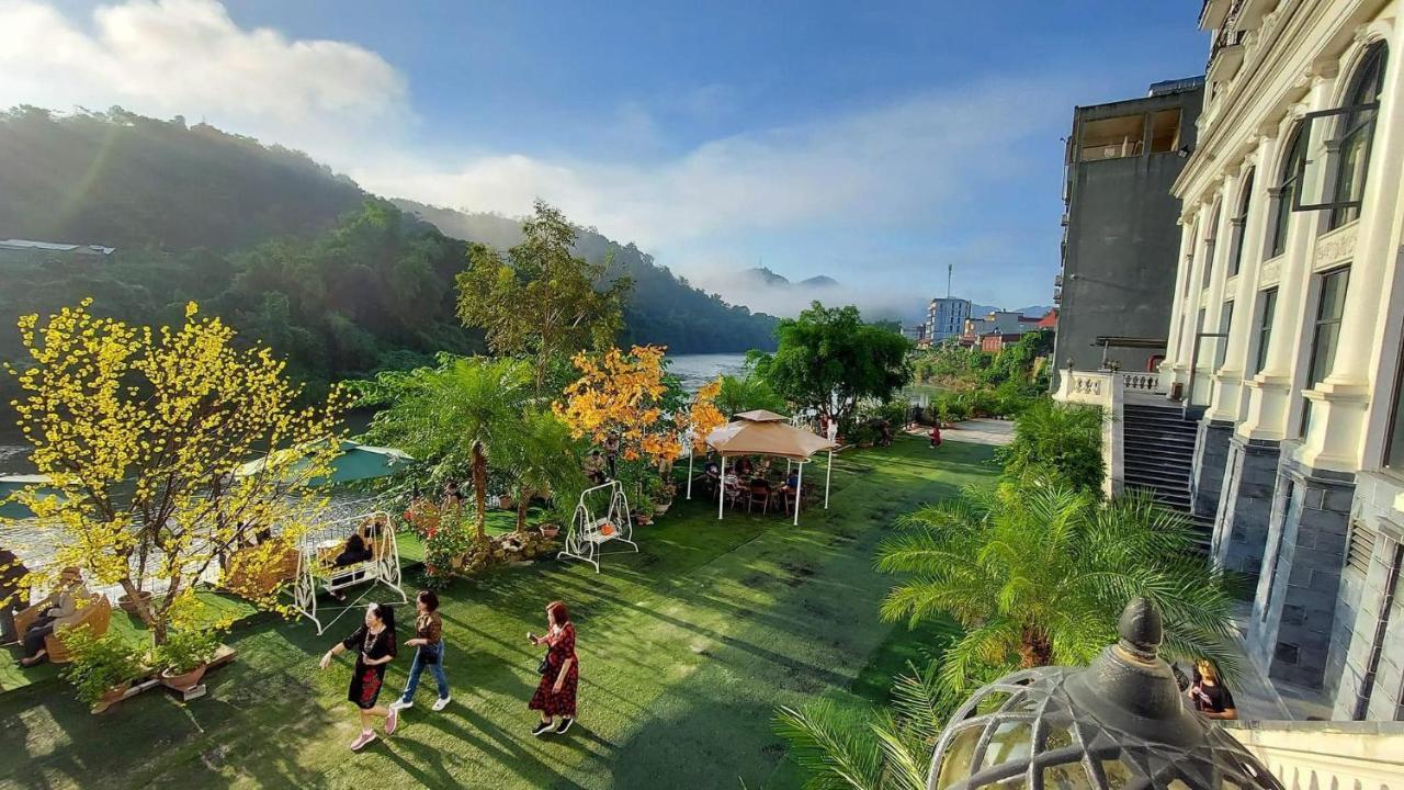 Phoenix Hotel Ha Giang Exteriör bild