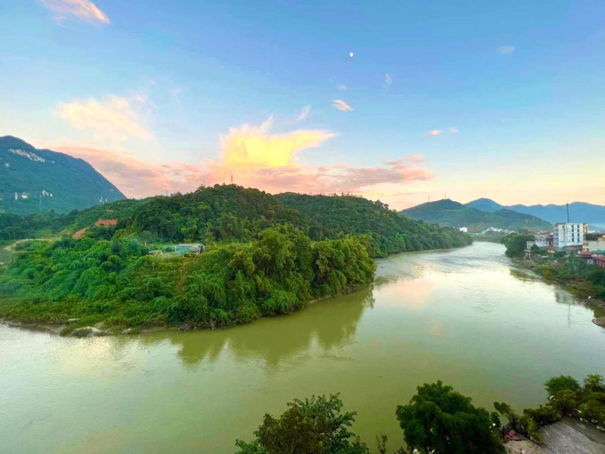 Phoenix Hotel Ha Giang Exteriör bild