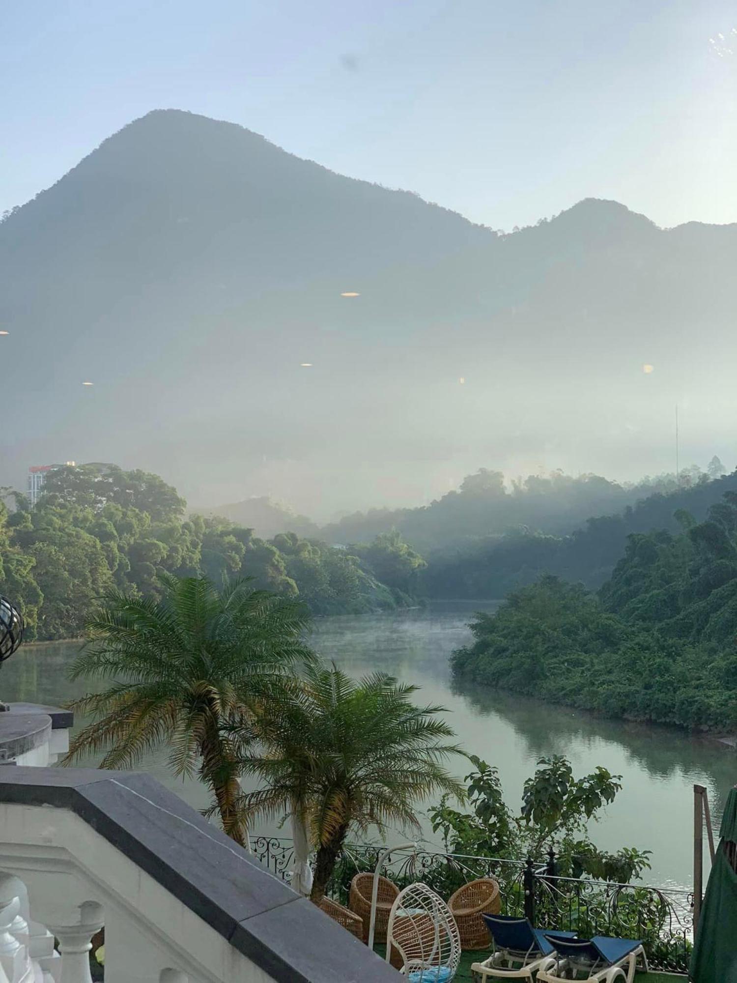 Phoenix Hotel Ha Giang Exteriör bild